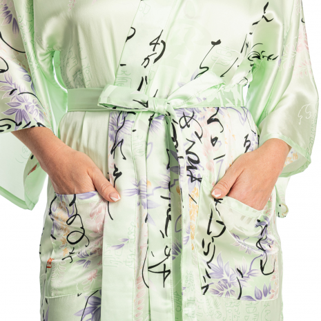 Iroha Seidenkimono